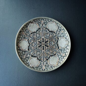 ペルシャの銅皿　飾り皿　壁飾り（ガラムザニー）Φ20ｃｍ【GHALAM ZANI -040】の画像