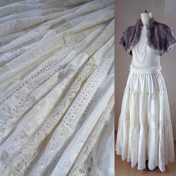 sold H様ご予約品♥エクリュ♥絵画なパッチワーク♥レース♥大人の透け感♥超ボリュームマキシ丈 ティアードスカート 裏地付の画像