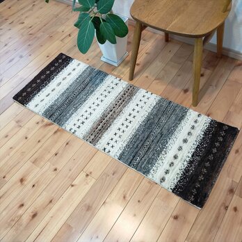 夏は涼しく冬は暖かい天然無染ラグ　ガゼニラハット　ミニランナー　 119x45cm アイボリー　ブラウン　P241の画像