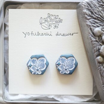 : : : 陶土の草花耳かざり : : : 1310（ピアス／イヤリング）の画像