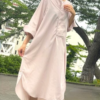 大人可愛い❣くすみピンクのワンピース サイズフリー マキシ丈 七分袖 かぶり ノーカラーの画像