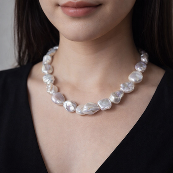 極上大粒バロック淡水真珠の42cmネックレス・アジャスター付き　～絹の虹