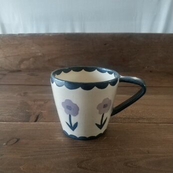 菫のマグカップの画像