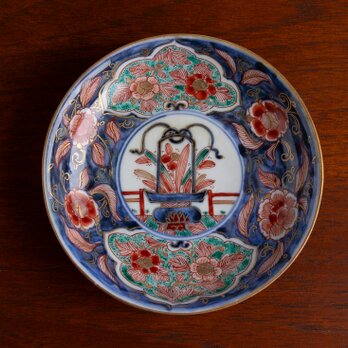 古伊万里 染錦 唐華花籠文 五寸皿 明治時代 E814Cの画像