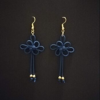 【和風】吉祥結びのピアス（紺）（イヤリング）【チャイナ】【中華風】【着物】【浴衣】【袴】【成人式】【卒業式】【和ゴス】の画像
