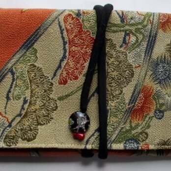 ７９４２　縮緬の着物で作った和風財布・ポーチ　の画像
