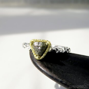 ダイヤモンド リング / rough Diamond with Gold and Silver Ring lllの画像