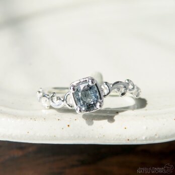 スピネル リング / Botanical Blue Spinel Ring 〜
