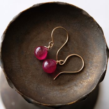 【★SALE】宝石質ルビーの一粒ピアス【M-01】・イヤリング変更可の画像
