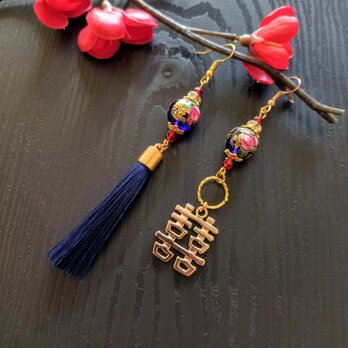 双喜紋とタッセルのピアス（イヤリング）（色オーダー可）【華ロリ】【チャイナ】【ダブルハピネス】【中華風】の画像