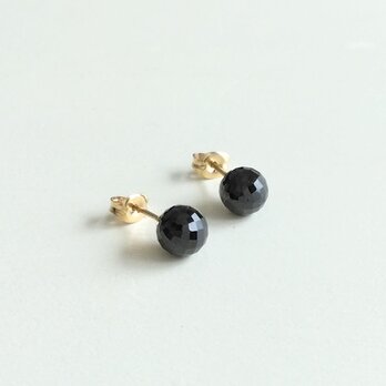 ブラックスピネル一粒ピアス(14kgf)の画像