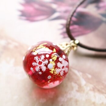 クリスマスペンダント「オーナメントモチーフ」雪の結晶(金赤）の画像