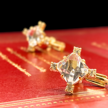 10mm レトロ クォーツ/白水晶 メレ K18GP 天然石イヤリング - ひし形の画像