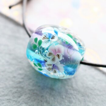 ＊期間限定SALE＊ビオラのとんぼ玉（ガラス玉）の画像