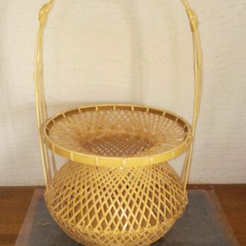 輪口編み 口広3本手つき花籠の画像