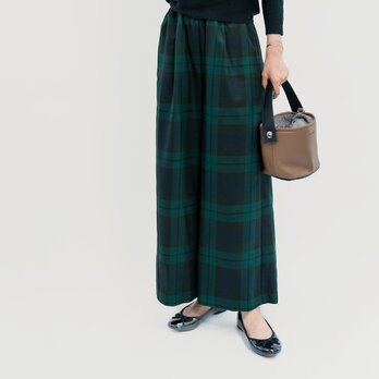 いつまでも心惹かれる 上質なタータンチェックを楽しむ ワイドパンツ 紺 緑 ブラックウォッチ ●LYDIE-WP●