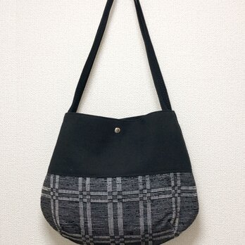 裂き織り×帆布　ころんとタックショルダーバッグの画像
