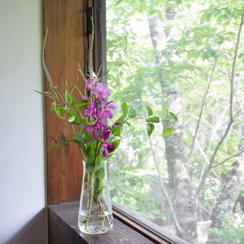 泡螺旋花瓶(さんかく）の画像