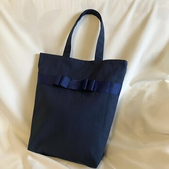 グログランリボンの縦型A4トートバッグ（ネイビー）　縦長なのでスッキリ使える♡の画像