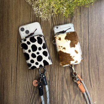 毛付き牛革ハラコ ファスナーポーチ付きスマホケース 大容量・取り外し可 iPhoneの画像