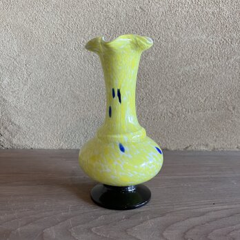 手吹きの花器の画像