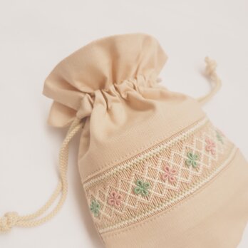 スモッキング刺繍の巾着の画像