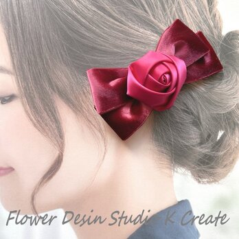 ローズピンクの薔薇とベロアリボンのヘアクリップ　リボン　薔薇　バラ　ローズピンク　パーティー　フェス　イベント　ロリータ　発表会の画像