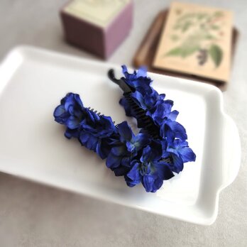 紫陽花のバナナクリップ ■ 八重咲きの艶やか紫陽花  ■ ダークブルーの画像