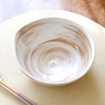 白化粧 刷毛目模様の雫鉢の画像