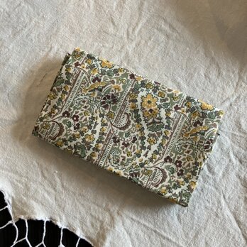 ふんわり模様のハギレ28×28(fabric-002)の画像