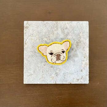 手刺繍ブローチ(フレンチブルドッグ)の画像