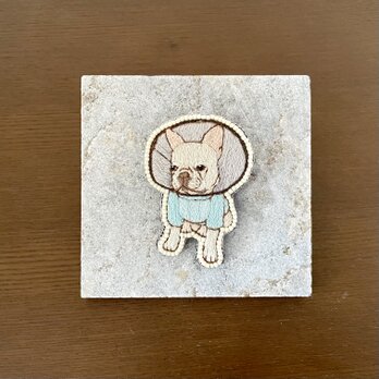 手刺繍ブローチ(フレンチブルドッグ)の画像