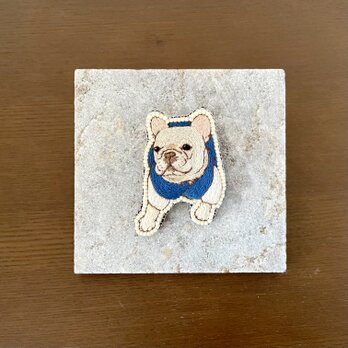 手刺繍ブローチ(フレンチブルドッグ)の画像