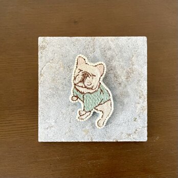 手刺繍ブローチ(フレンチブルドッグ)の画像