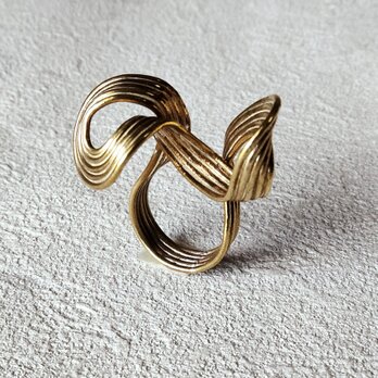 waving ribbon ring　aの画像