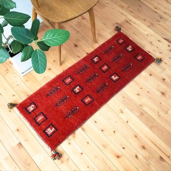 冬入荷】ペルシャ　ギャッベ　ミニランナー　細長いラグ　115x42㎝　赤色　生命の木　RJ14300Gの画像