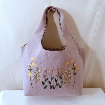 【A4大サイズ】草花手刺繍/綿麻トートバッグ/ペールピンクグレー【くが屋】