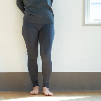 ［榊染め］包まれる心地よさニットレギンス【Organic Cotton 無縫製】の画像