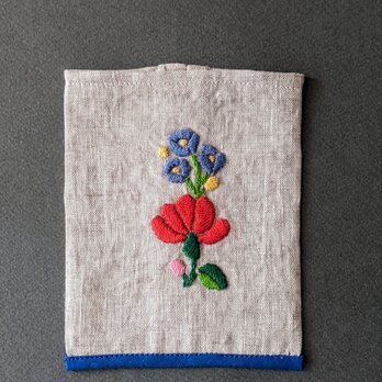 端布のUPCYCLING　〜ハンガリー刺繍の小さい袋〜5の画像