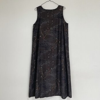 ＊アンティーク着物＊観世水に梅模様十日町紬のワンピース（Lサイズ）