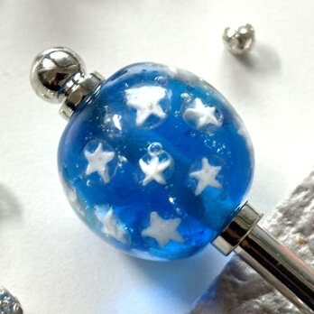 かんざし　ブルーの星空のとんぼ玉　青　水色　涼しげ　一本差し　一本簪　シルバー　宇宙　天文　夜空　夏　クリアの画像
