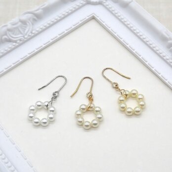 パールのサークルピアス／イヤリング【ホワイト・ナチュラル・クリーム】