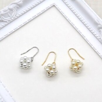 パールのビーズボールピアス／イヤリング【ホワイト・ナチュラル・クリーム】