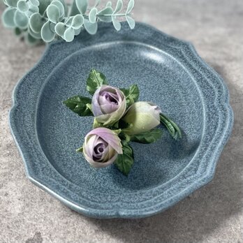 布花　アンティークパープルのミニ薔薇のブローチの画像
