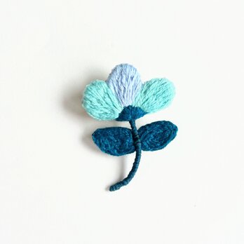 小さな草花のミニ刺繍ブローチ【botanical】#300の画像