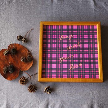 「 nostalgic tartan check（ pink ）」20cm角ポスターの画像