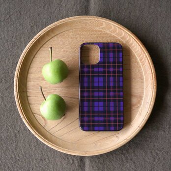 「 nostalgic tartan check（ purple ）」＜ブラックケース＞【 表面のみ印刷 】の画像
