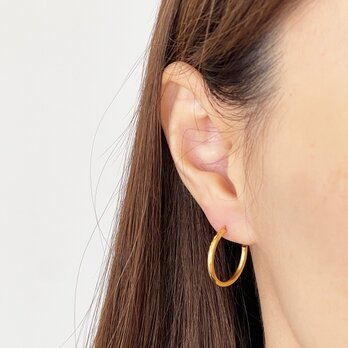 付けっぱなしOK！ シンプルフープ 18KGP ステンレスピアス 【ste50】の画像