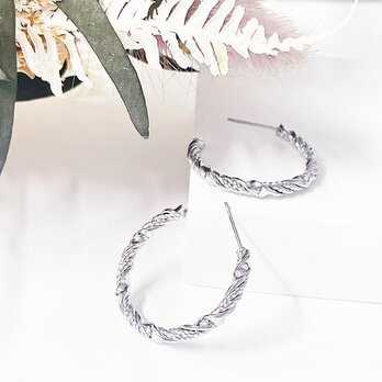 付けっぱなしOK！ツイストデザイン ステンレスフープピアス【ste43】の画像