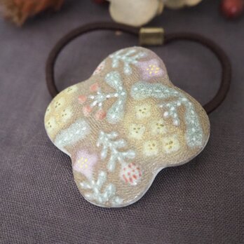 陶器のヘアゴム　『Floral Pattern』の画像